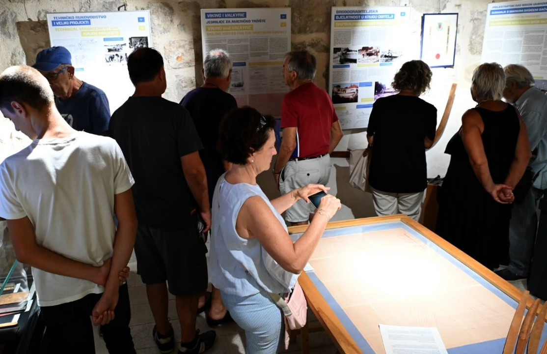 U Betini otvorena izložba o brodograditelju Šimi Šandriću