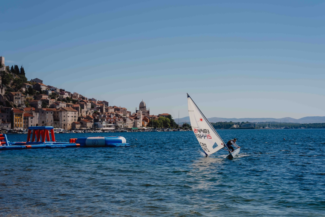Plaža Banj postala veliko okupljalište: Europski tjedan sporta ujedinio šibenske klubove