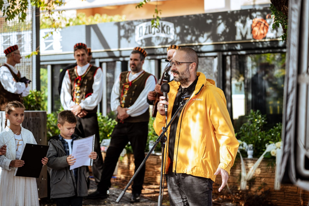 Rođendan košarkaškog Mozarta: Šibenčani uz pjesmu i balone odali počast svom Draženu