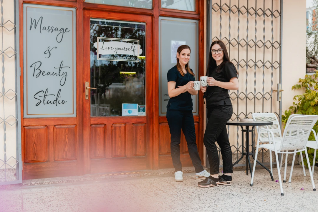 Poklonite sebi ili voljenoj osobi vrhunsku masažu u Love yourself studiju! 