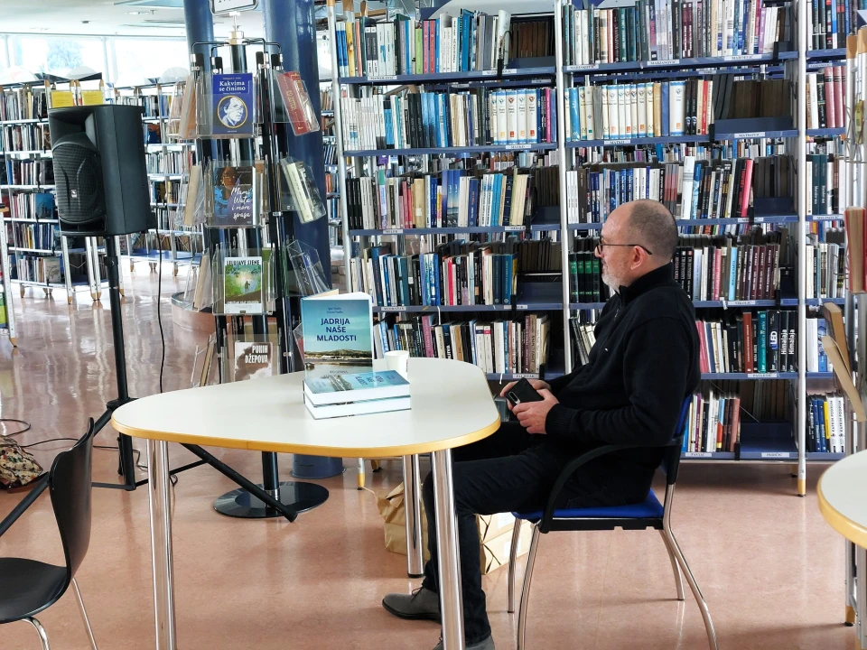 Monografija  'Jadrija naše mladosti: 100 godina kupališta Jadrija' emotivno je putovanje kroz vrijeme