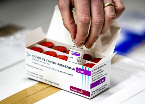 Njemačka privremeno obustavlja cijepljenje AstraZenecom