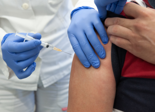 HUUGO: Ovakvim tempom stariji od 65 i kroničari neće biti procijepljeni do ljeta