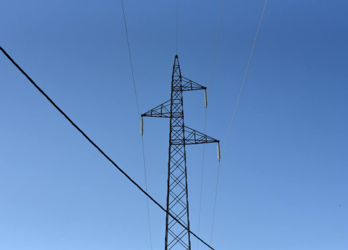 Županija odgodila raspravu o dalekovodima u Dubravi, Zekanović tvrdi da ih je strah od sučeljavanja