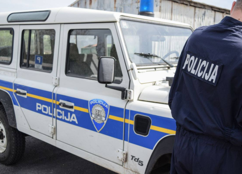 Muškarac kod Skradina prijetio starijoj susjedi, žena bila u strahu za život svoje obitelji