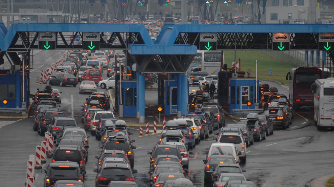 HAK: Očekuje se pojačan promet na većini graničnih prijelaza