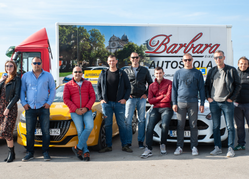 Fotografija 1 - Upišite se u Autoškolu Barbara i brzo dođite do vozačke dozvole!