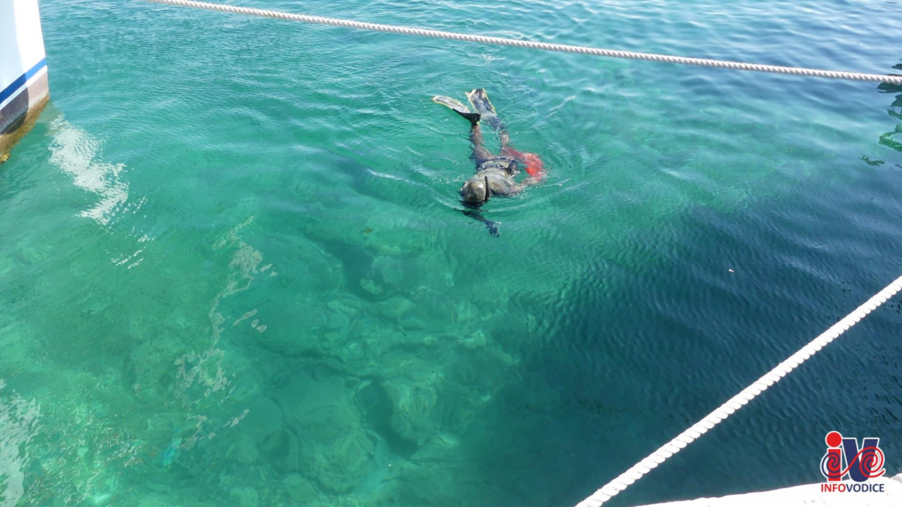 Ronioci iz tri županije iz mora kod vodičke rive izronili puna dva kontejnera smeća!