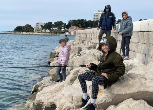 Fotografija 3 - Na kamenju Velikog porta održano natjecanje u ribolovu 'Čap s obale 2021.'