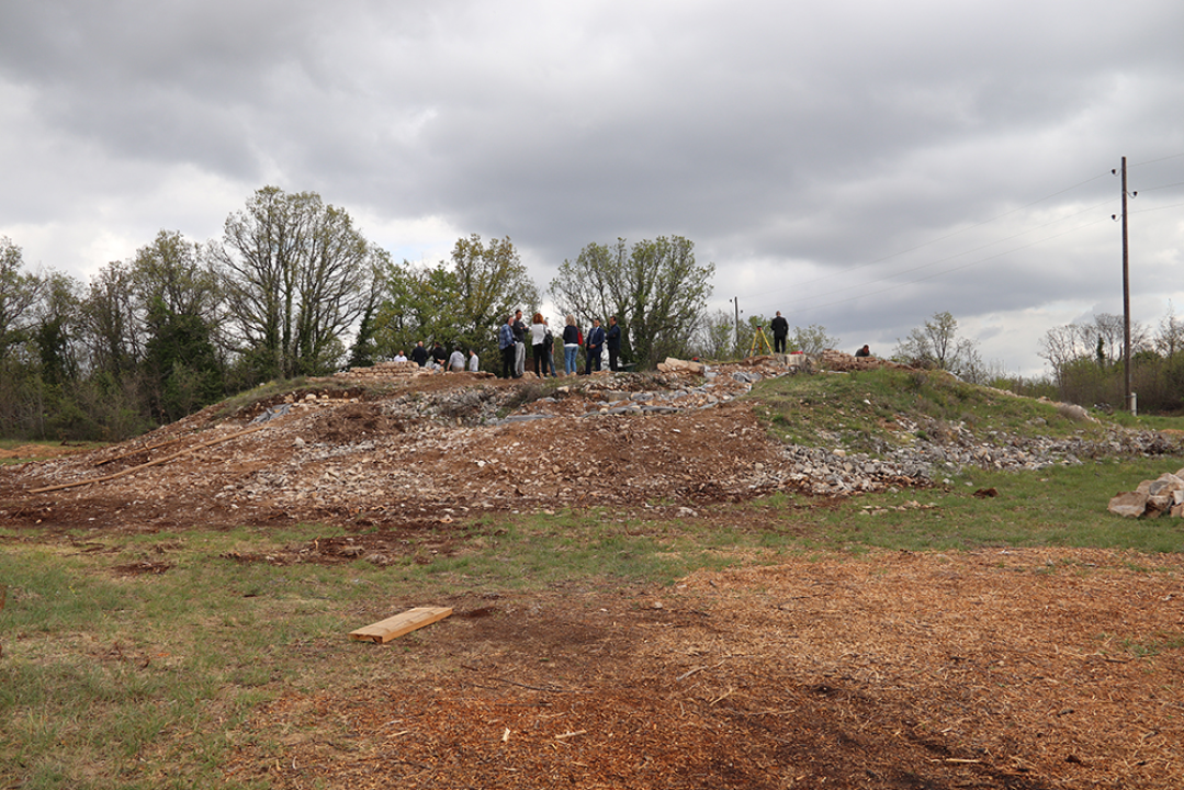 Kod Goriša otkriveni ostaci velike crkve i srednjovjekovni grobovi, sigurno ih ima još nekoliko desetaka