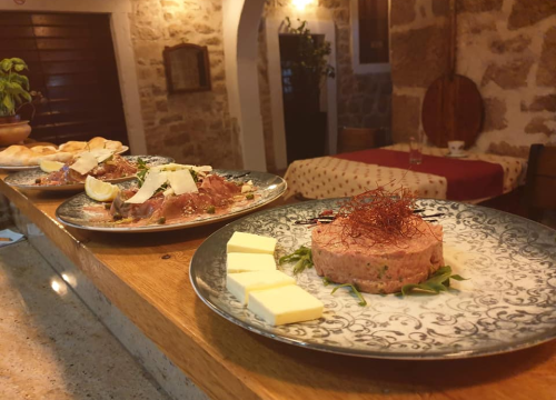 Fotografija 6 - Ponovno možete uživati u poznatim delicijama omiljene Konobe Makina!