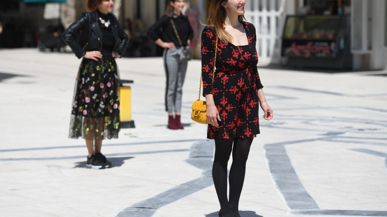 Šime Strikoman za novu Milenijsku fotografiju okupio vodičke Jelene