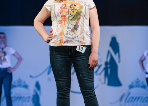 Fotografija 9 - U šibenskom kazalištu održan izbor za najljepšu mamu: Vedrana Halinčić Bakšić i Ljubica Bulić ponijele lente