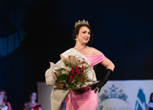 Fotografija 34 - U šibenskom kazalištu održan izbor za najljepšu mamu: Vedrana Halinčić Bakšić i Ljubica Bulić ponijele lente