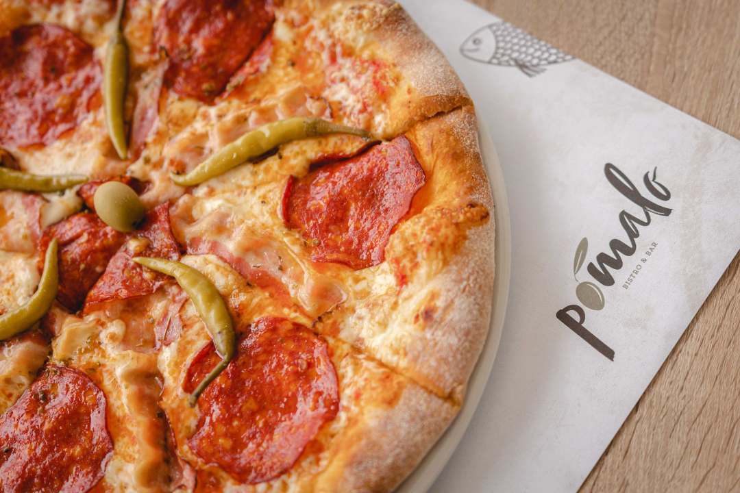 Priuštite si prekrasne trenutke na prozračnoj terasi Pomalo Bistro & Bara u Žaboriću!