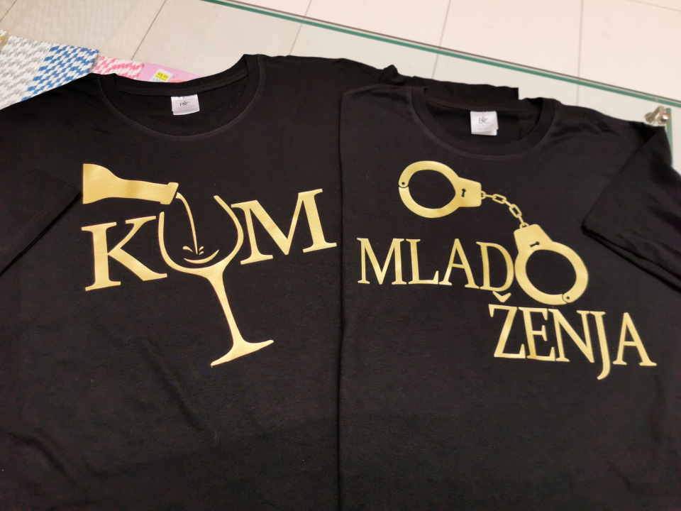 Iznenadite svoje bližnje personaliziranim poklonima i dekoracijama iz Smile T-shirt & party storea!