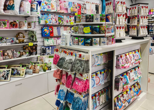 Fotografija 13 - Iznenadite svoje bližnje personaliziranim poklonima i dekoracijama iz Smile T-shirt & party storea!