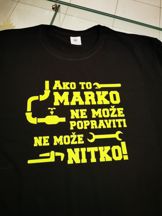 Iznenadite svoje bližnje personaliziranim poklonima i dekoracijama iz Smile T-shirt & party storea!