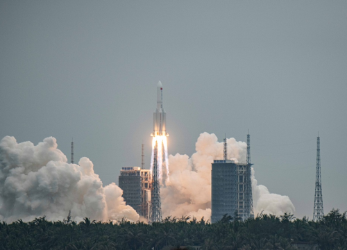 Gdje će pasti ostaci kineske rakete? Kina kaže da je malo vjerojatno da uzrokuju ikakvu štetu