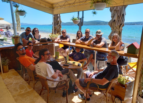 Fotografija 25 - Ronioci objavili što su sve zatekli pod morem na Marinskoj: Gume, gume, gume... i jedan krov!