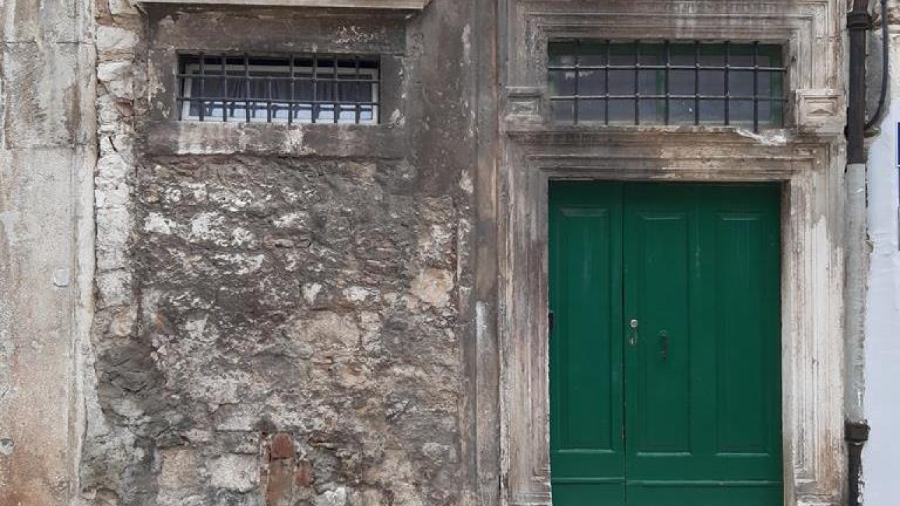 Za 20 dana ovaj renesansni portal u šibenskoj jezgri izgledat će potpuno drukčije: Znate li gdje se točno nalazi?