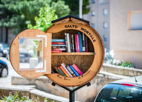 Na Krvavicama još jedan Lulasov 'Salto mortale': Šibenik je dobio četvrtu malu knjižnicu na otvorenom