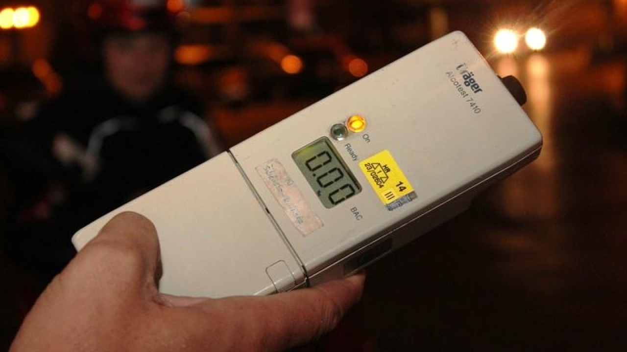 Zbog vožnje u suprotnom smjeru i dva promila alkohola, platio 30.300 kuna