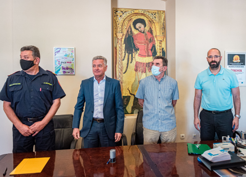 Fotografija 6 - Nakon godina čekanja, potpisan ugovor za izradu projektne dokumentacije za novi Vatrogasni dom u bivšoj vojarni