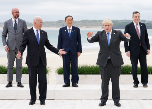 Macron: S Bidenom, Amerika se vratila kao lider slobodnog svijeta