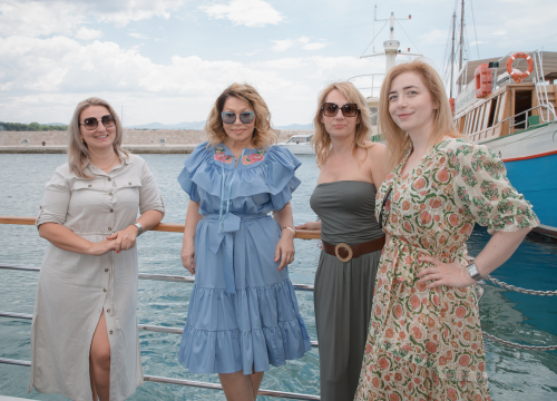 Fotografija 5 - Neda Ukraden promovirala novi album na brodu od Vodica do Šibenika