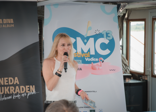 Fotografija 13 - Neda Ukraden promovirala novi album na brodu od Vodica do Šibenika