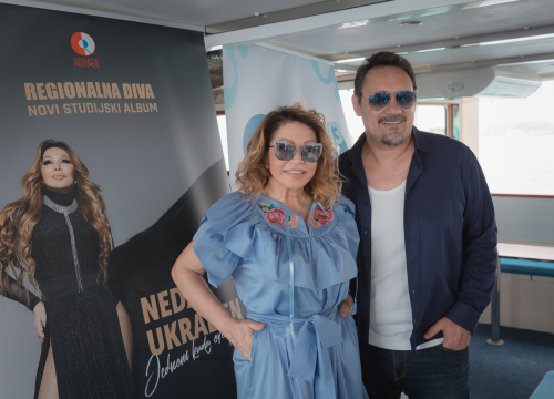 Fotografija 45 - Neda Ukraden promovirala novi album na brodu od Vodica do Šibenika