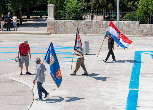 Fotografija 26 - Svečano obilježena 30. obljetnica osnutka 113. brigade: 'Mi smo stvarali tebe i ti nas, do kraja života ostaješ u našim srcima'