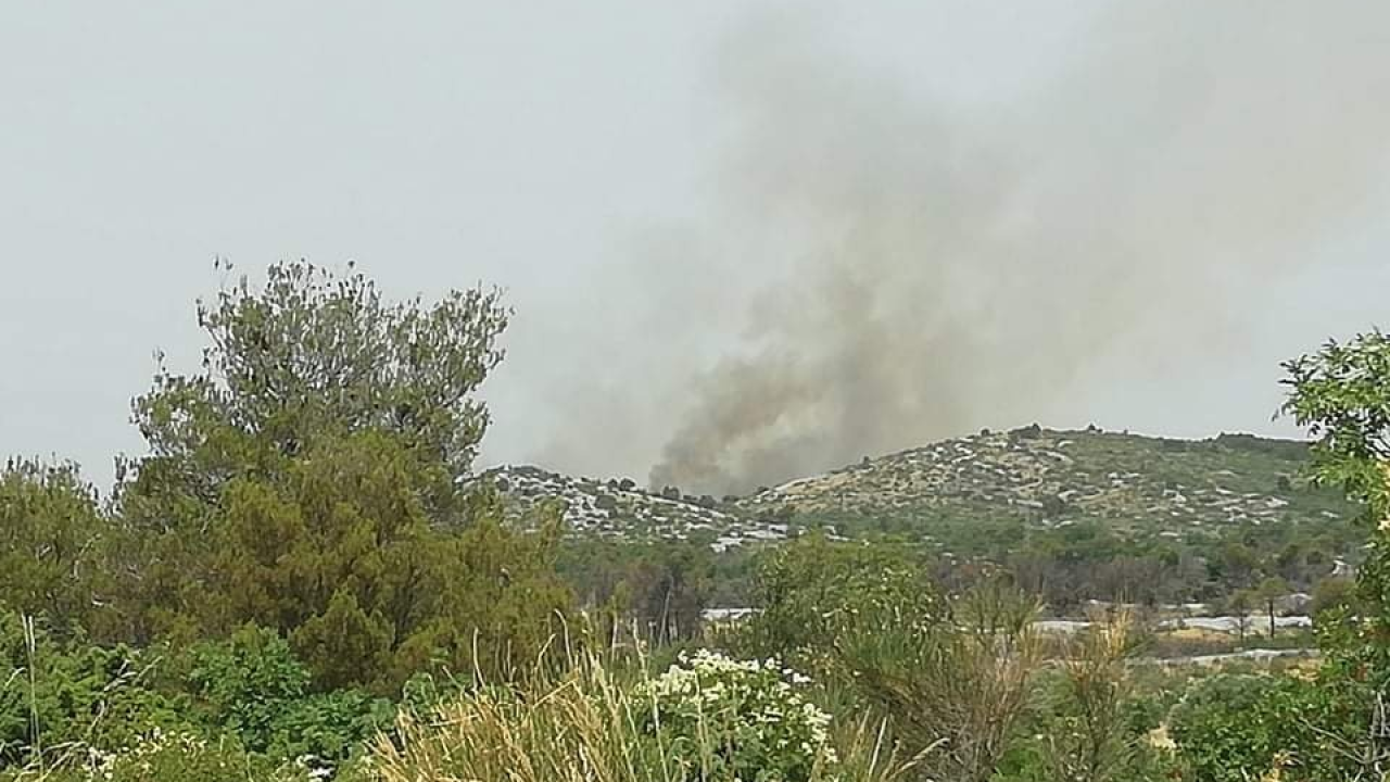 Darko Dukić: 'Ima tu još posla, dežurat ćemo i preko noći, ali nitko nije stradao niti su kuće bile ugrožene'