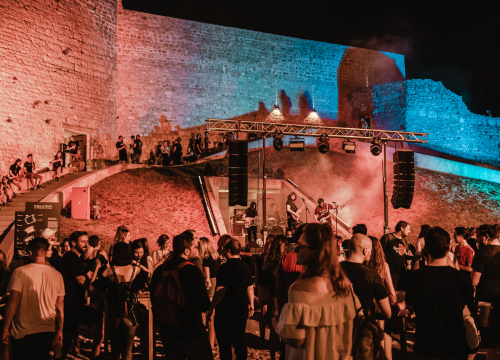 Fotografija 29 - Rock 'n' Roll fešta na tvrđavi sv. Mihovila: Hrpa bendova, odlična glazba i raspoložena publika
