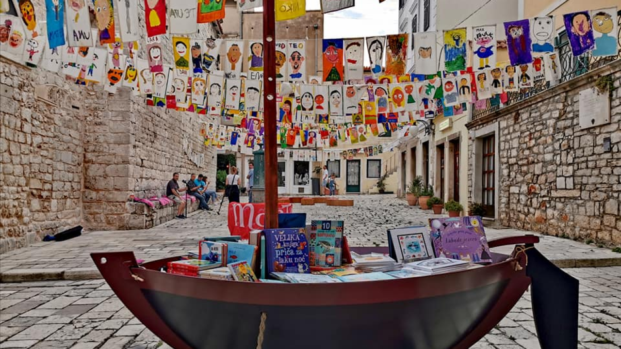 Sajam Librić: Lutkari, pisci za djecu i ilustratori preplavit će Perivoj Roberta Visianija