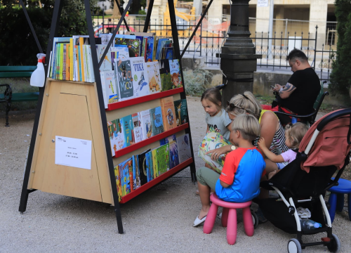 Fotografija 7 - U Perivoju Roberta Visiania izloženo gotovo 10 tisuća knjiga za djecu i mlade