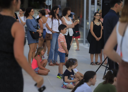 Fotografija 15 - U Perivoju Roberta Visiania izloženo gotovo 10 tisuća knjiga za djecu i mlade