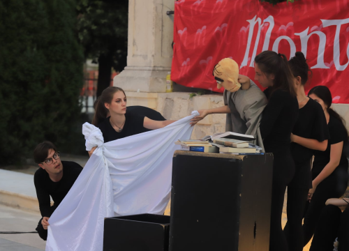 Fotografija 16 - U Perivoju Roberta Visiania izloženo gotovo 10 tisuća knjiga za djecu i mlade