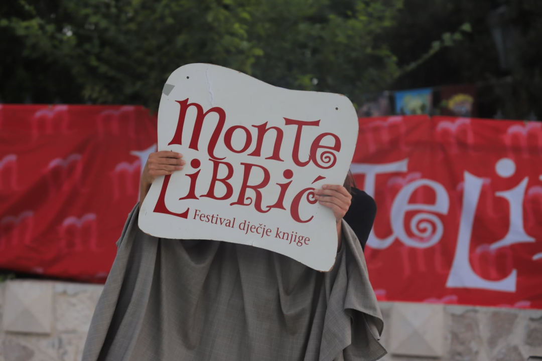 U Perivoju Roberta Visiania izloženo gotovo 10 tisuća knjiga za djecu i mlade