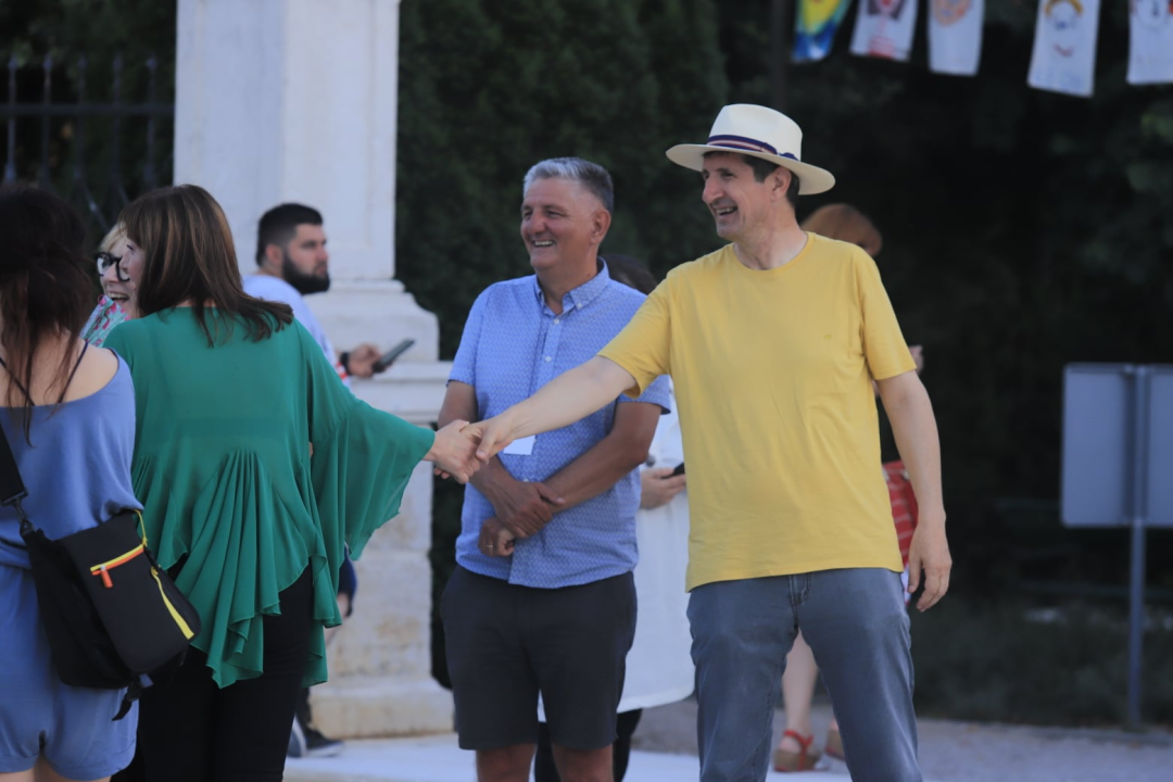 U Perivoju Roberta Visiania izloženo gotovo 10 tisuća knjiga za djecu i mlade