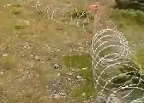 Mještani optužuju vojsku da je razvukla žilet-žicu u Parku prirode Dinara, iz MORH-a tvrde: 'Nismo mi!'