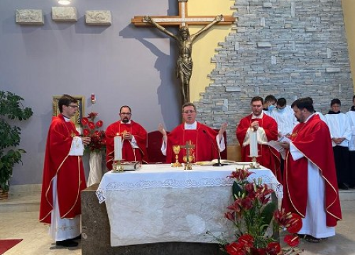 Fotografija 51 - Na Vidicima proslavljen sv. Petar uz oproštaj od fra Ivana: 'Ipak smo mi samo ljudi, ili ljudima poslani'