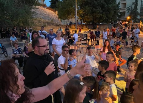 Fotografija 67 - Na Vidicima proslavljen sv. Petar uz oproštaj od fra Ivana: 'Ipak smo mi samo ljudi, ili ljudima poslani'