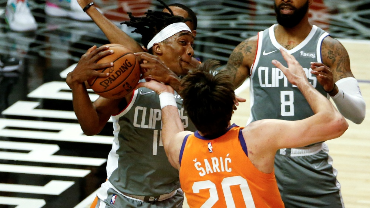 Šarić i Sunsi izborili veliko finale: Šibenčanin u osam minuta na parketu ubacio sedam koševa