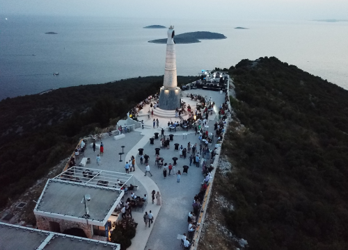 Massimo Savić donosi glazbenu čaroliju na vidikovac Gospe od Loreta!