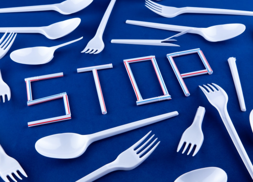 Plastični štapići, slamke i pribor za jelo sada stvarno odlaze u povijest