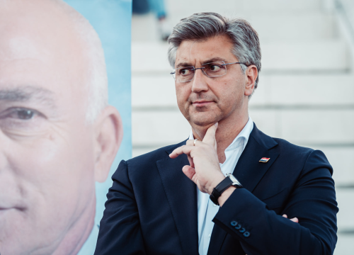 Vlada uvodi obvezno cijepljenje ili potvrde za tri sektora, i to prije jeseni