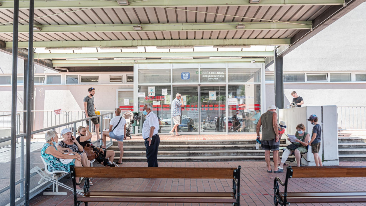 Novi slučajevi zaraze u Šibeniku, Rogoznici i Tisnom, oboljelo i dvoje stranaca: Imamo ukupno 9 novih