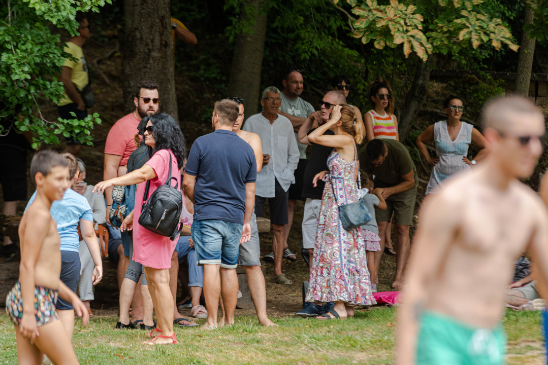 Kupanje Lozovčana na Skradinskom buku: 'Tu je bilo smijeha, ljubavi pa i začeća, molimo ministra da nam to opet dozvoli'